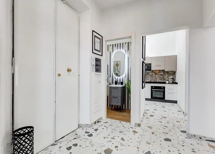 Chiara - A New Luxury Star Is Born In Rome! Villa *