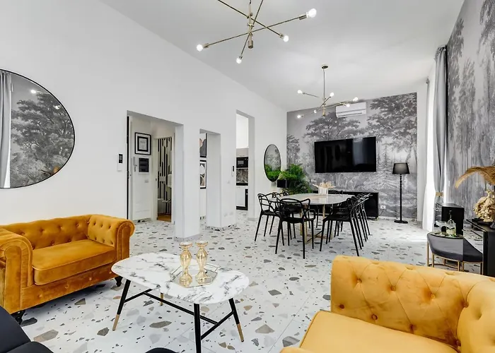 Chiara - A New Luxury Star Is Born In Rome! Roma