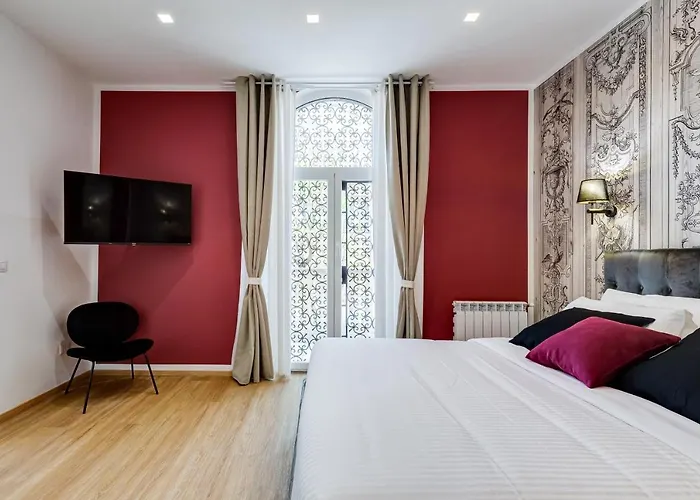 Chiara - A New Luxury Star Is Born In Rome! * Roma